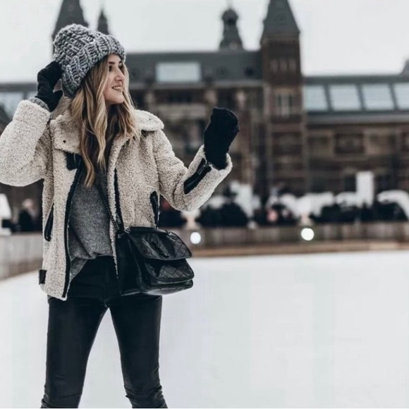 NWOT Zara Blogger Fav.  Shearling Faux Fur Jacket - Picture 2 of 8